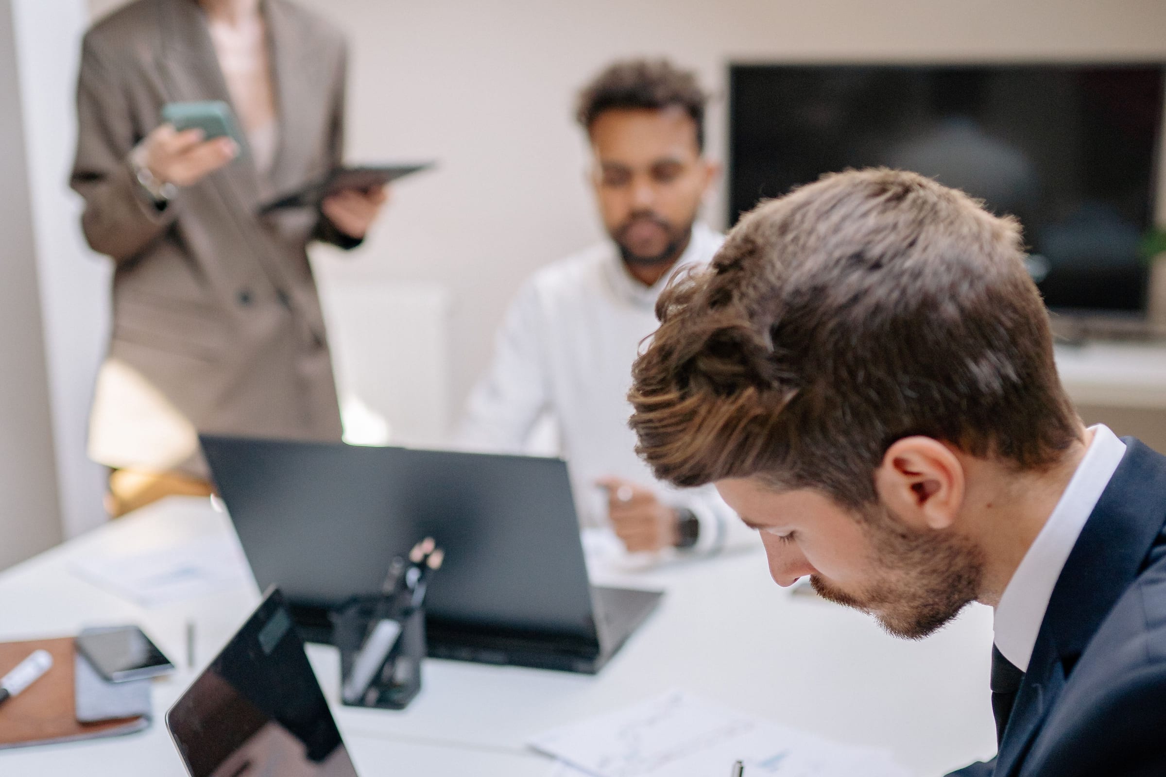 Internal Audit vs External Audit: What Directors and Finance Teams Should Know